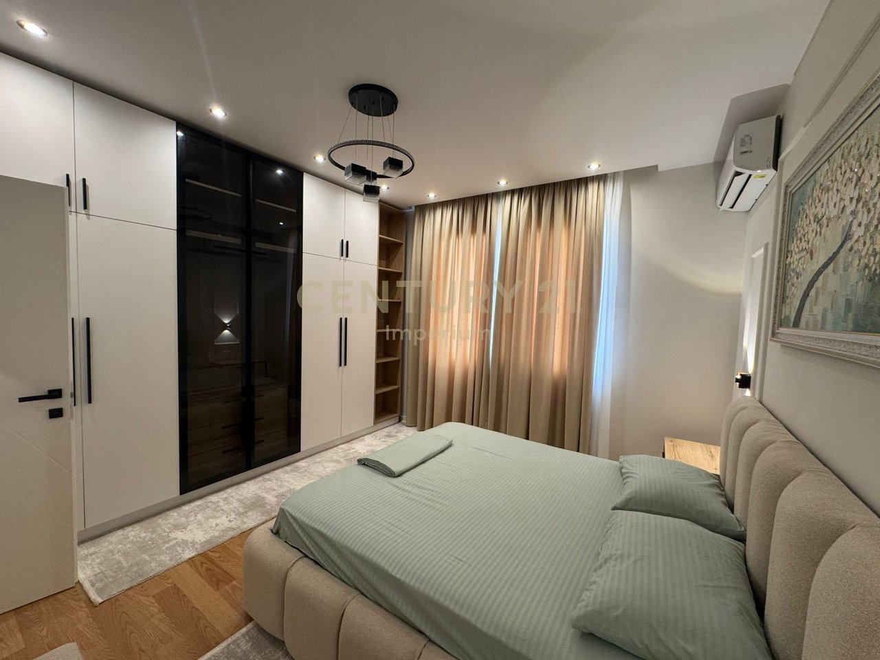 SHITET Apartament 2+1 – Hyrje e Kopshtit Zoologjik, Tiranë ?