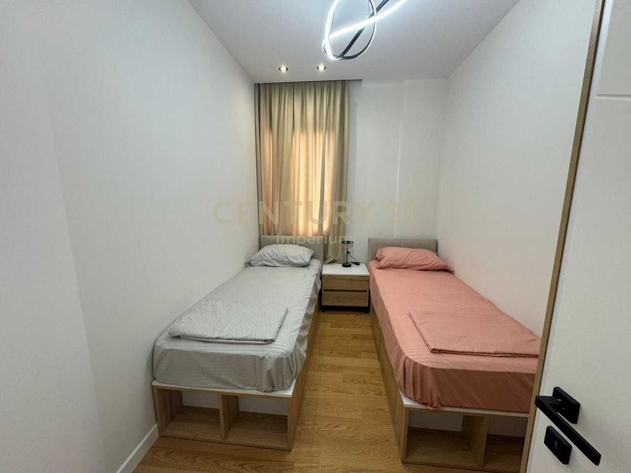 SHITET Apartament 2+1 – Hyrje e Kopshtit Zoologjik, Tiranë ?