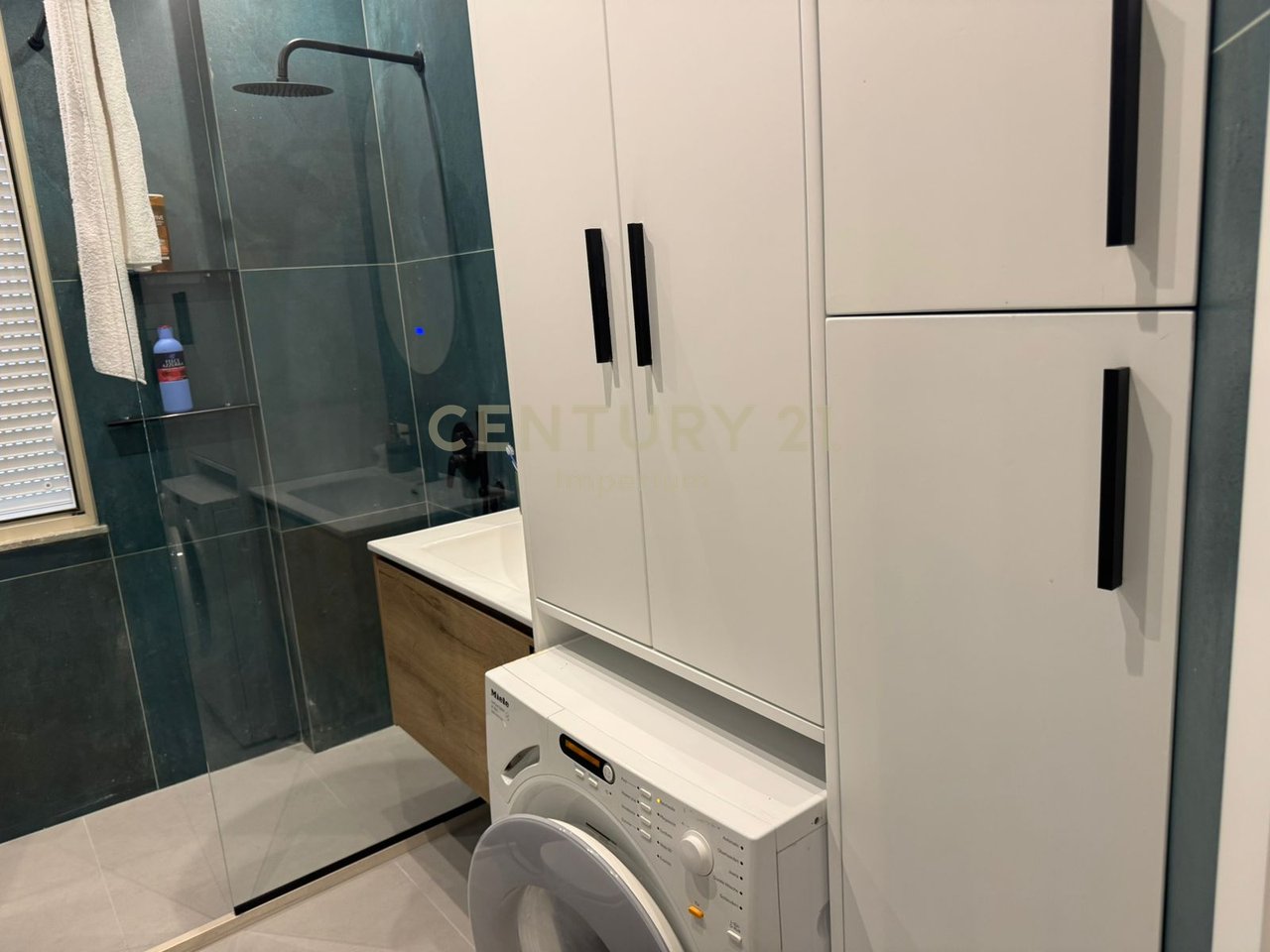 SHITET Apartament 2+1 – Hyrje e Kopshtit Zoologjik, Tiranë ?
