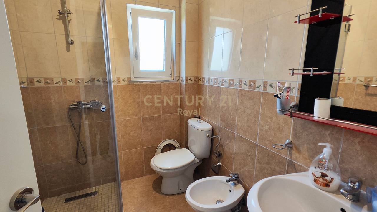 Casa privata in affitto per uso residenziale e commerciale!