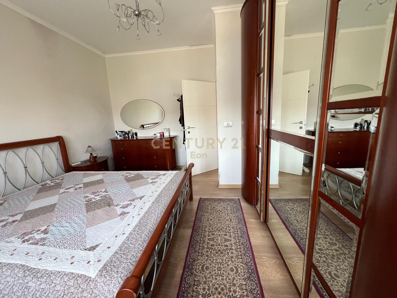 Appartamento 1+1 con cucina separata in vendita, vicino a Mali Robit!