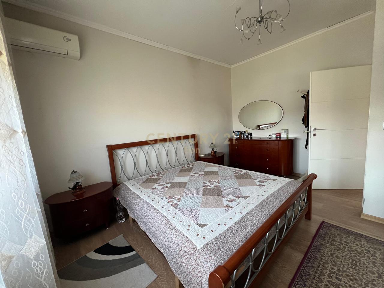 Appartamento 1+1 con cucina separata in vendita, vicino a Mali Robit!