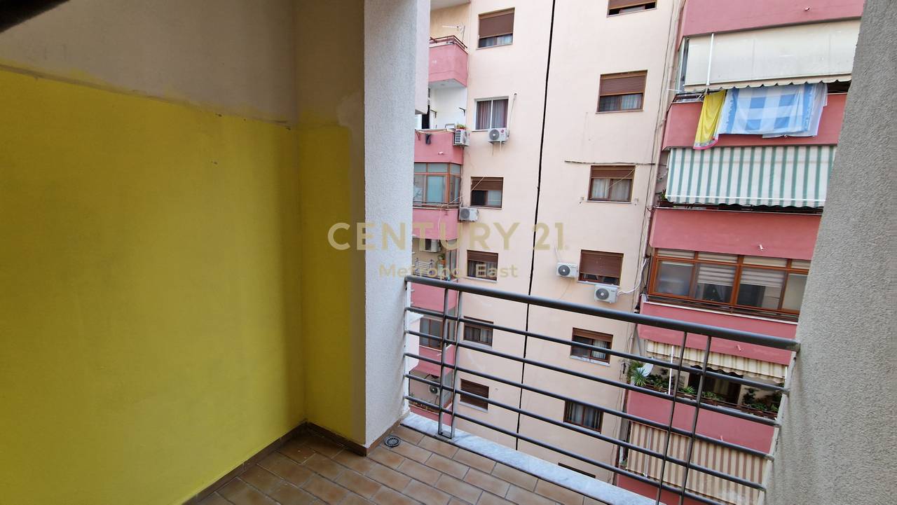 Appartamento 2+1+2 in Vendita – Ex Distretto, Durrës