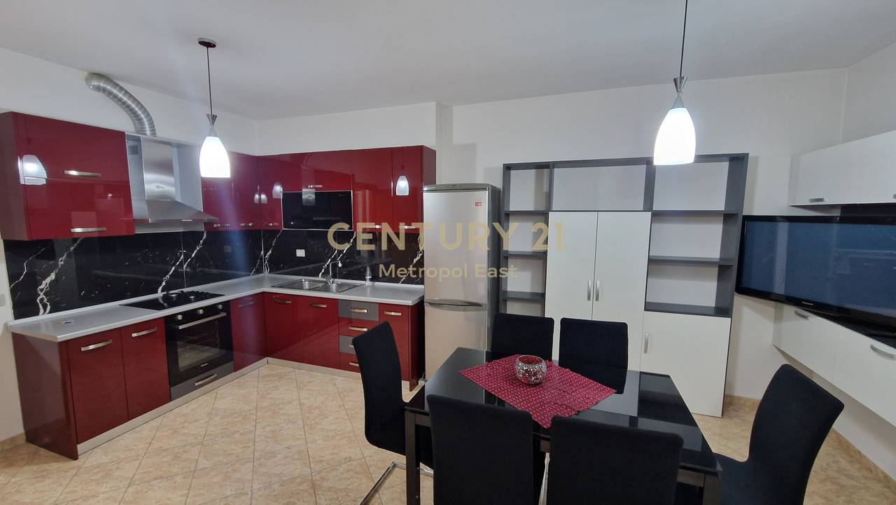Appartamento 2+1+2 in Vendita – Ex Distretto, Durrës