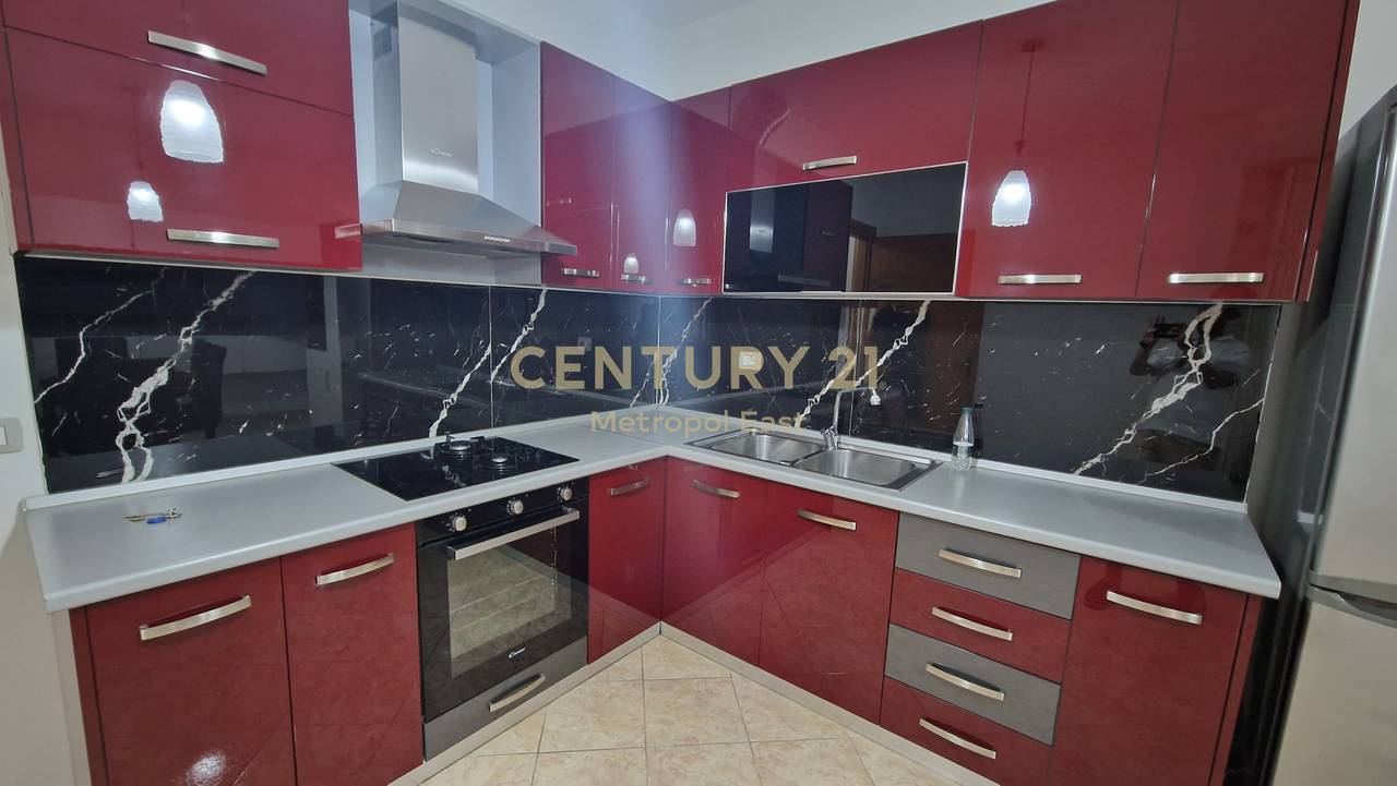 Appartamento 2+1+2 in Vendita – Ex Distretto, Durrës