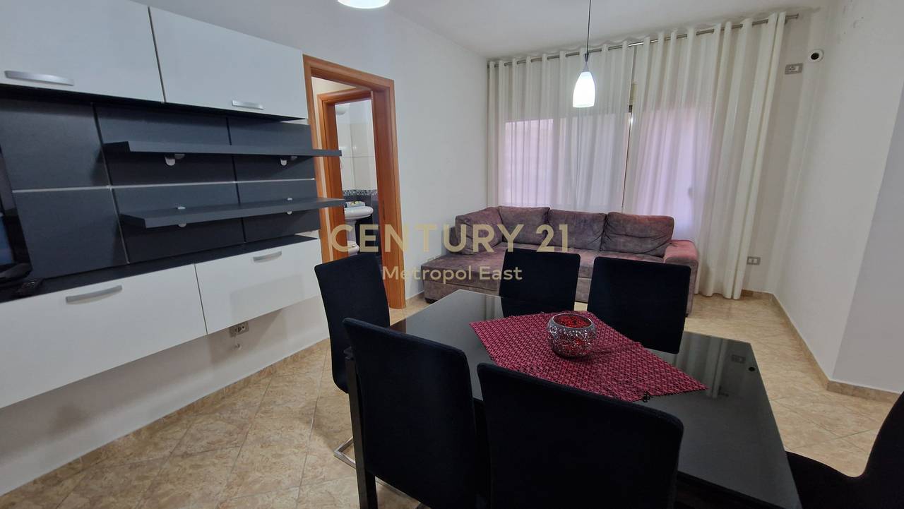 Appartamento 2+1+2 in Vendita – Ex Distretto, Durrës