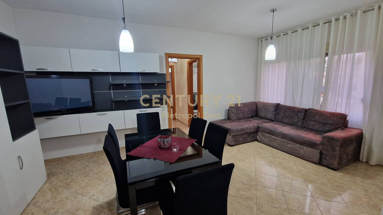Appartamento 2+1+2 in Vendita – Ex Distretto, Durrës