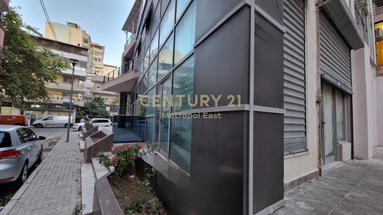 BUSINESS UNIT FOR SALE - FORMER DURRES POLICE DISTRICT