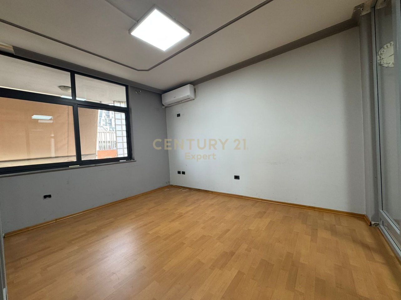 OFFICE SPACE FOR RENT