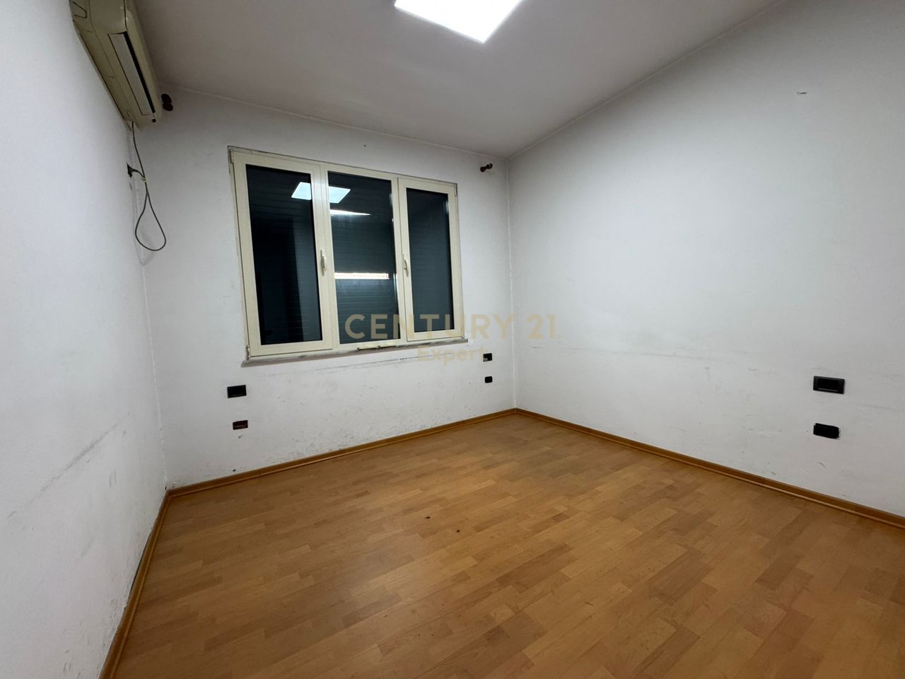 OFFICE SPACE FOR RENT