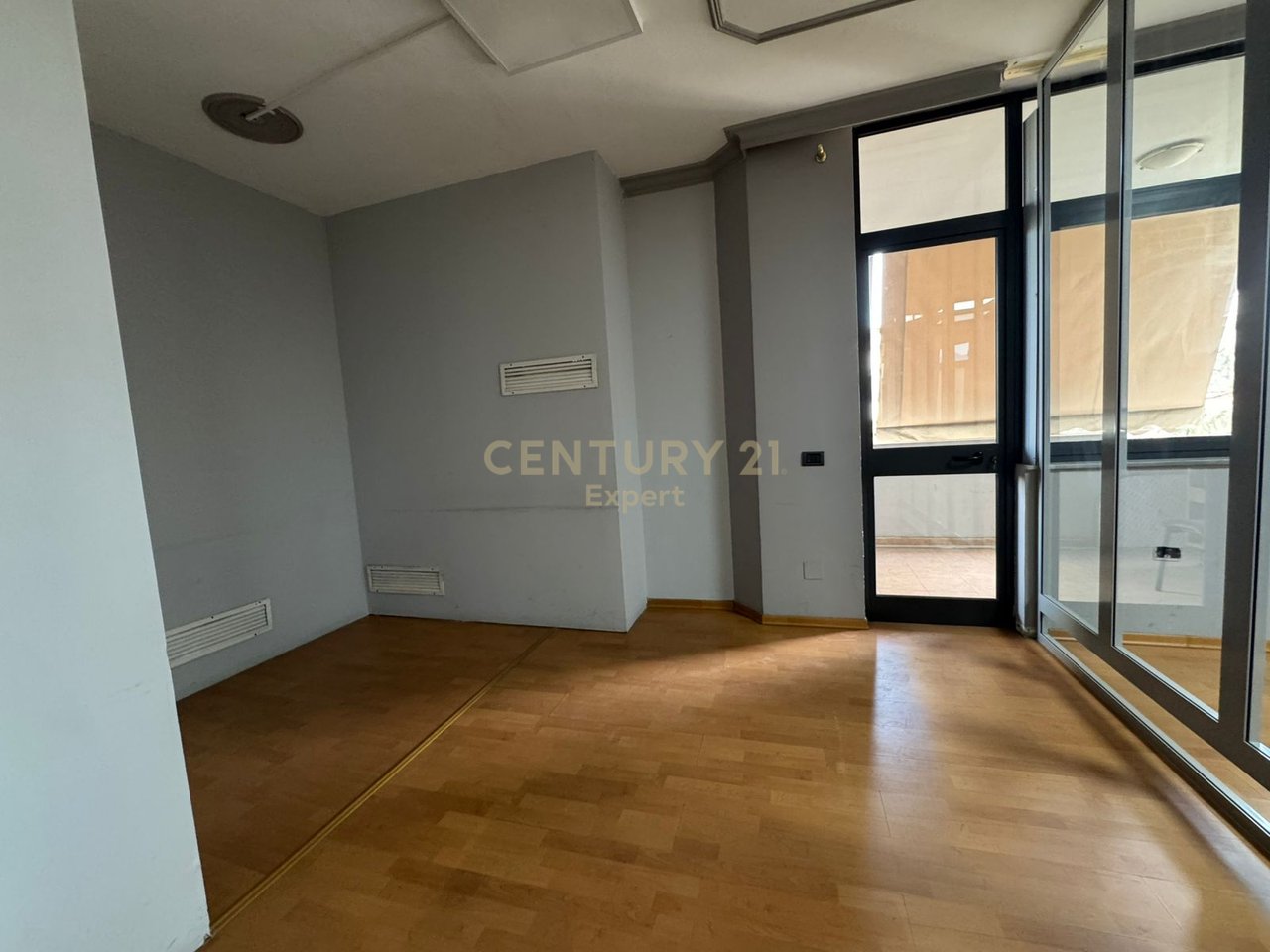 OFFICE SPACE FOR RENT