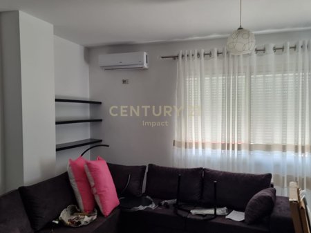 Appartamento 1+1 in Affitto a Ish Parku, Tirana - 550€ | 77 m²