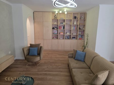 OFROJ PER QIRA APARTAMET 2+1+2 ME NJE POST PARKIMI, SELITE!