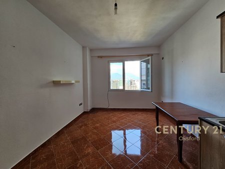 JEPET ME QERA APARTAMENT 2+1 NE ASTIR