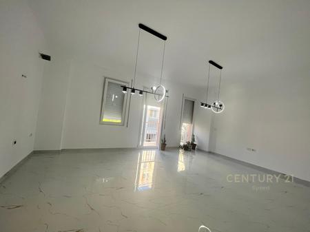 2+1 Apartment for rent on 5 Maji Street!!
