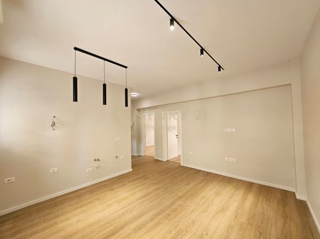 AMBIENT ZYRE FOR RENT, CENTER ON NEPTUNE, TIRANA!