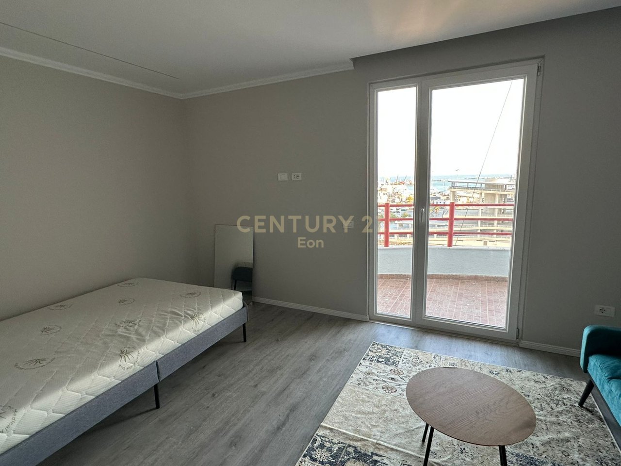STUDIO APARTMENT FOR RENT IN THE CENTER OF DURRES WITH A PORT VIEW, NEAR THE WATER SUPPLY!