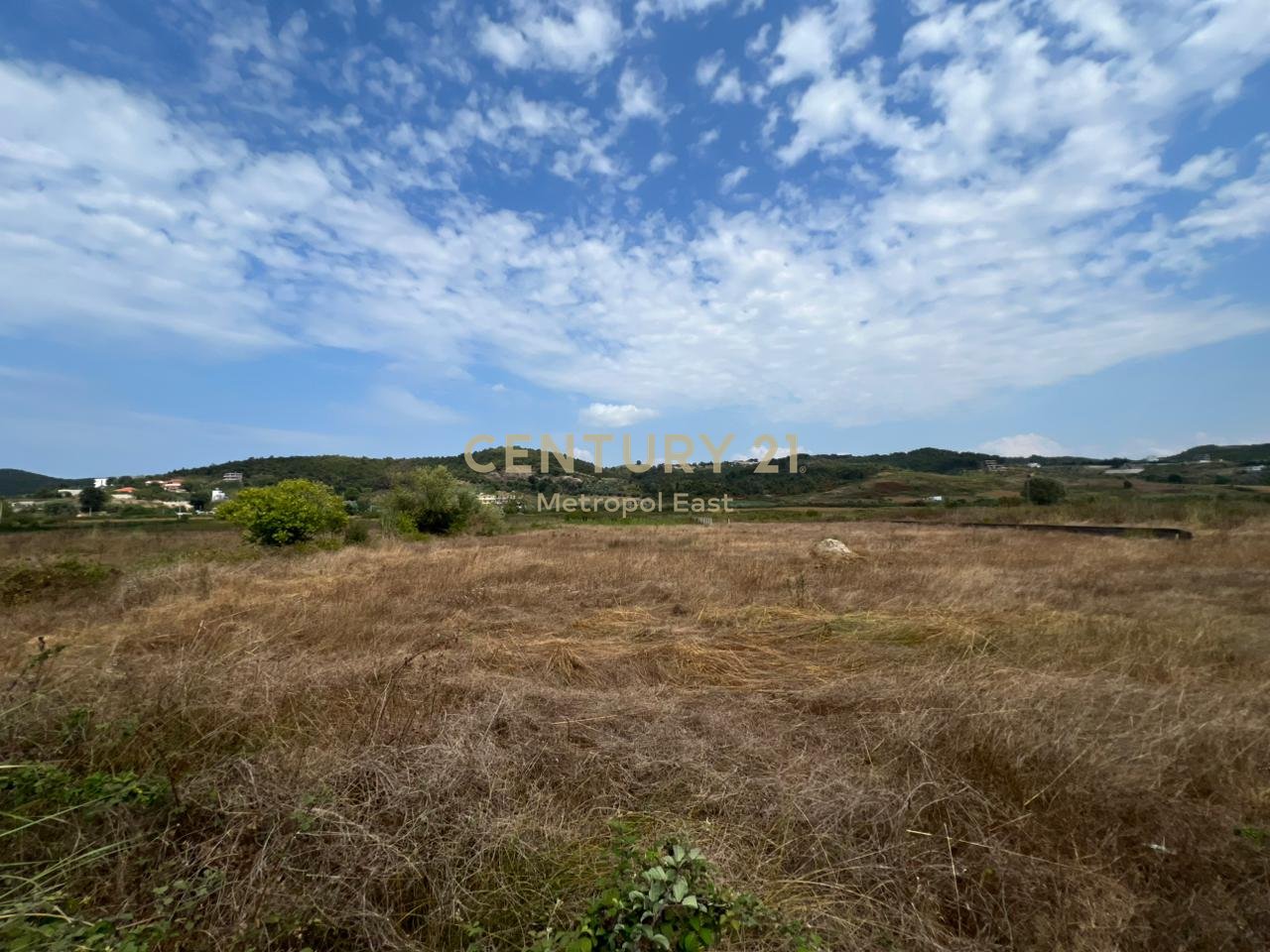 Terreno in vendita a Lalzi Bay