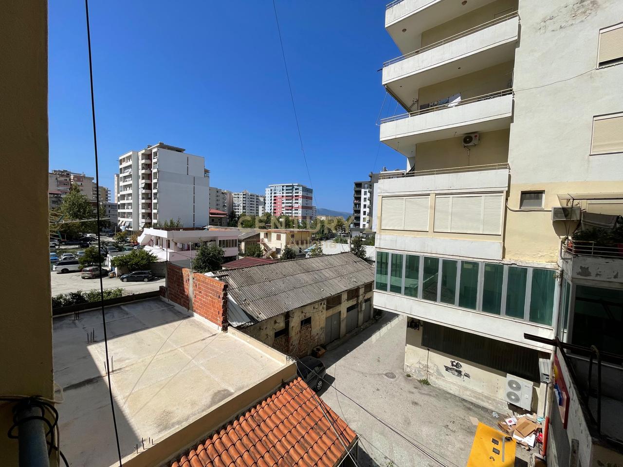 MODEST 2+1 APARTMENT FOR RENT NEAR THE STAIRS