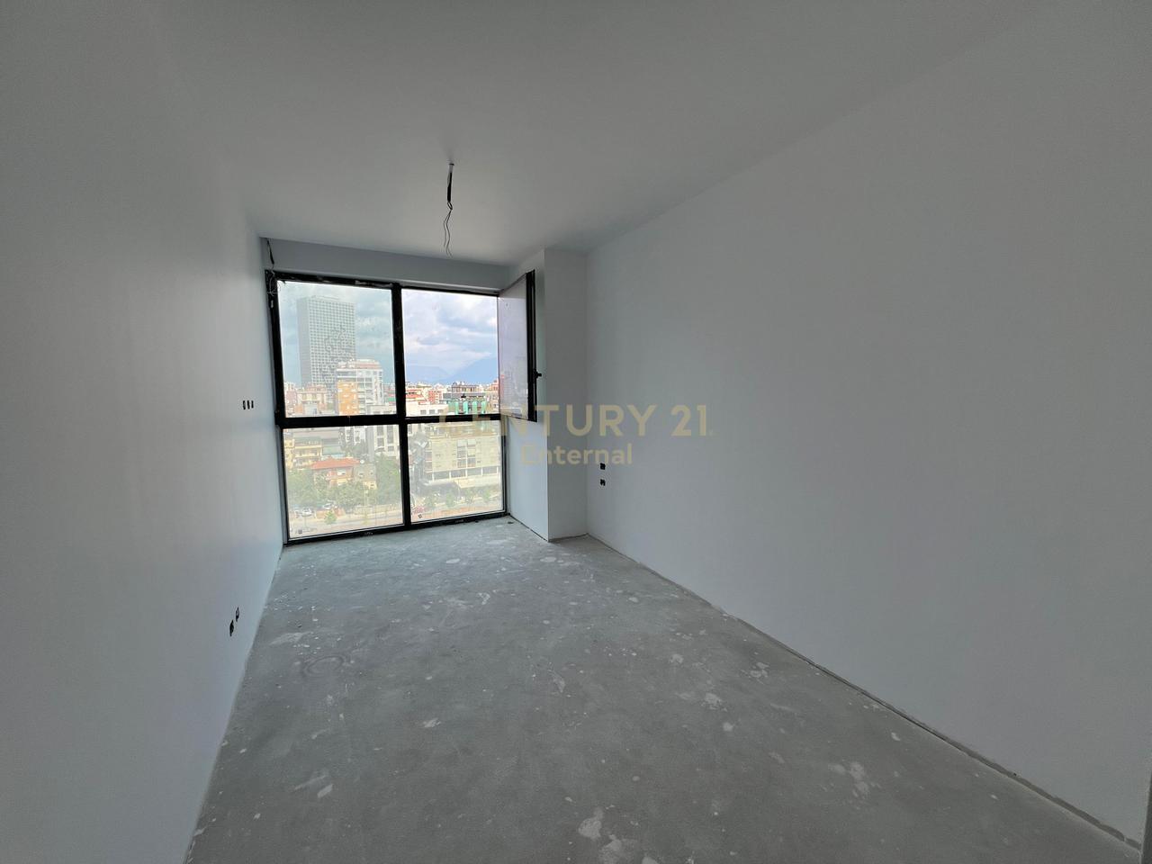 Apartament 3+1+2 Për Shitje te Vertical Forest
