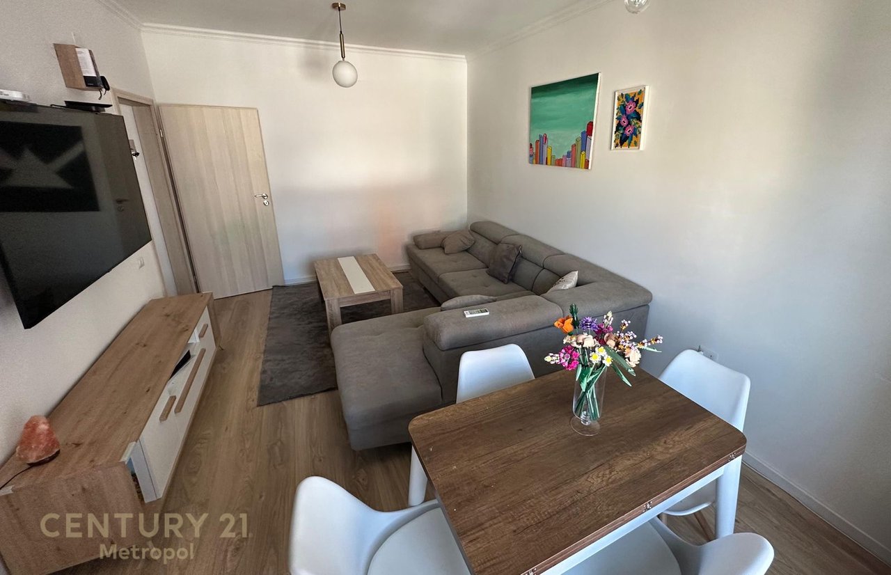 Apartament 1+1 per Shitje ne Myslym Shyr