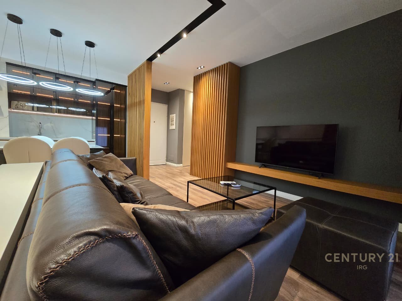 Premium Apartment 2+1 with Veranda for Sale in the Center of Tirana!