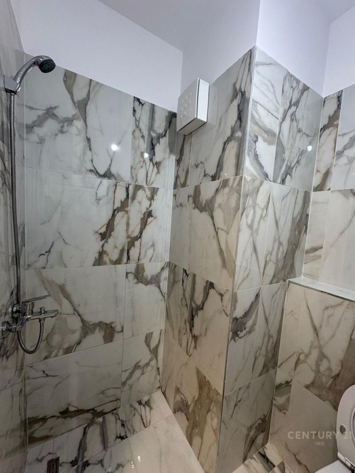 Apartament me qera në Kompleksin ASL, Te Oxhaku
