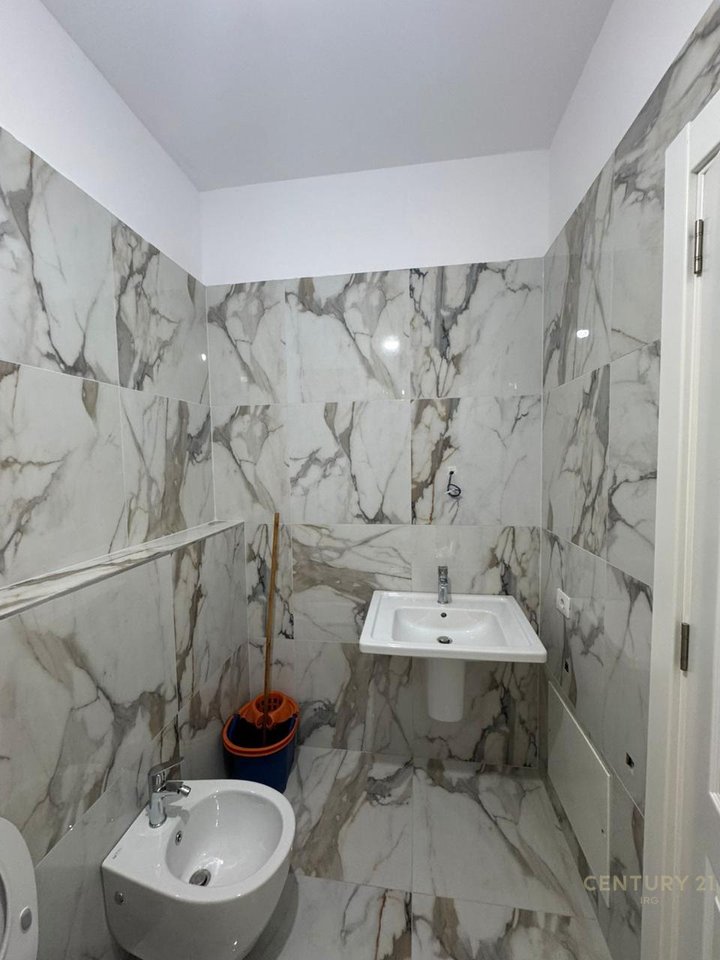 Apartament me qera në Kompleksin ASL, Te Oxhaku