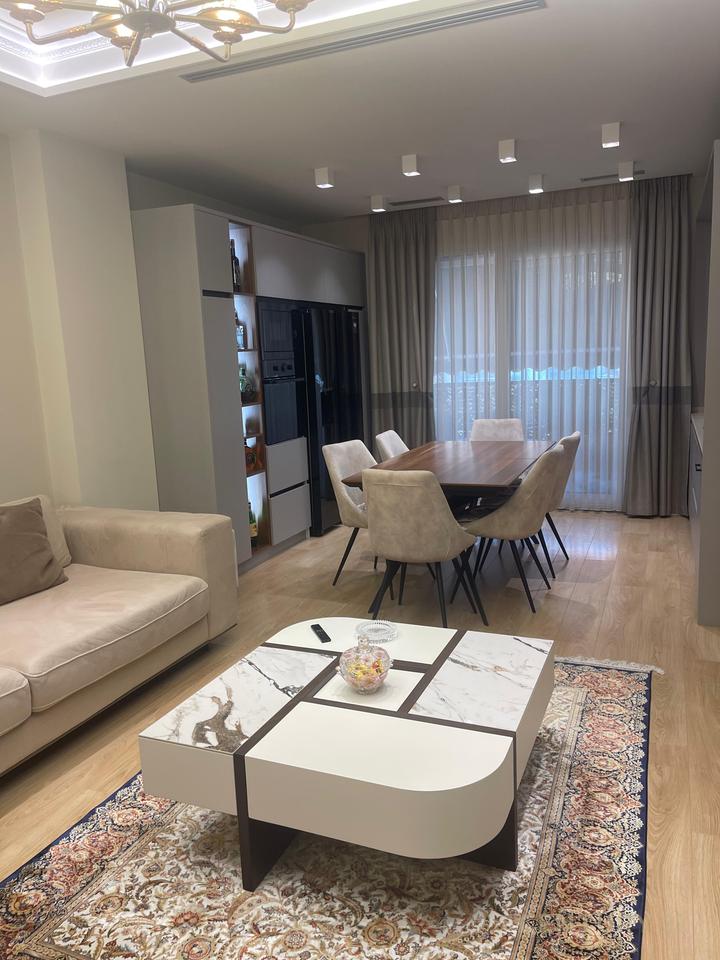 Apartament Modern 3+1+2 për Shitje në Rezidencën Viridario, Rruga e Kosovarëve