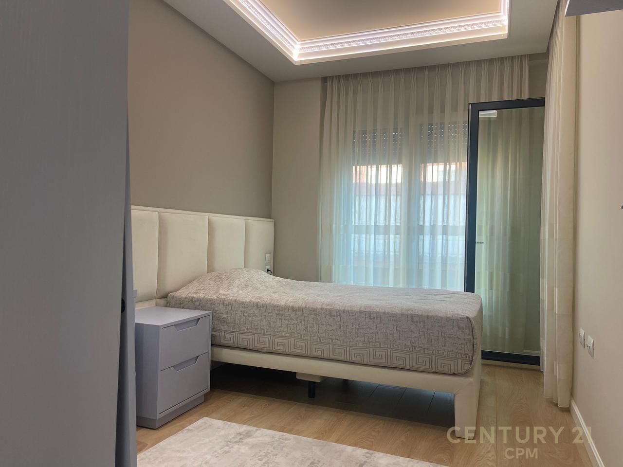 Apartament Modern 3+1+2 për Shitje në Rezidencën Viridario, Rruga e Kosovarëve