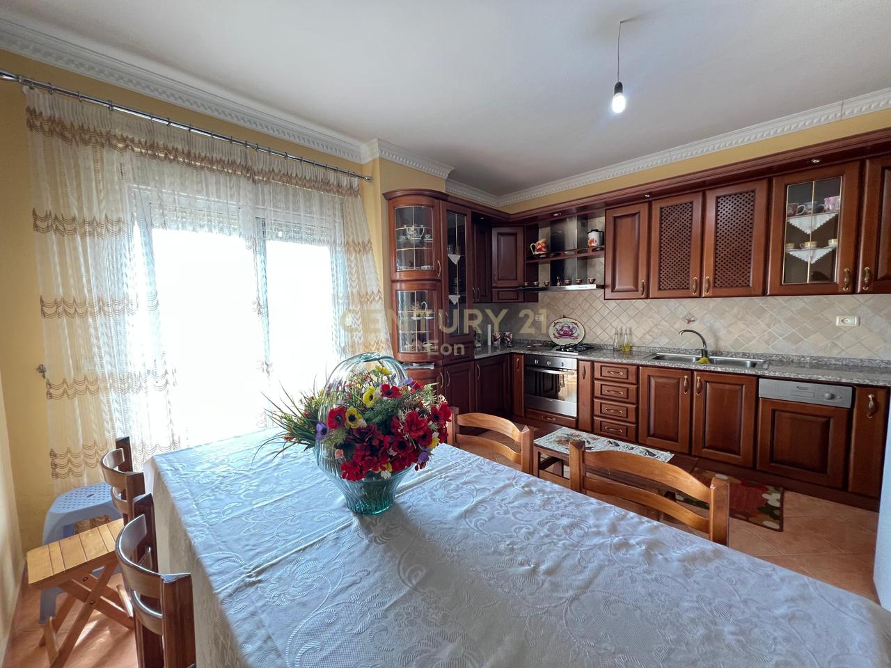 Apartament 2+1+2 me qira ne Plazh Rrota Kuqe, Durres!
