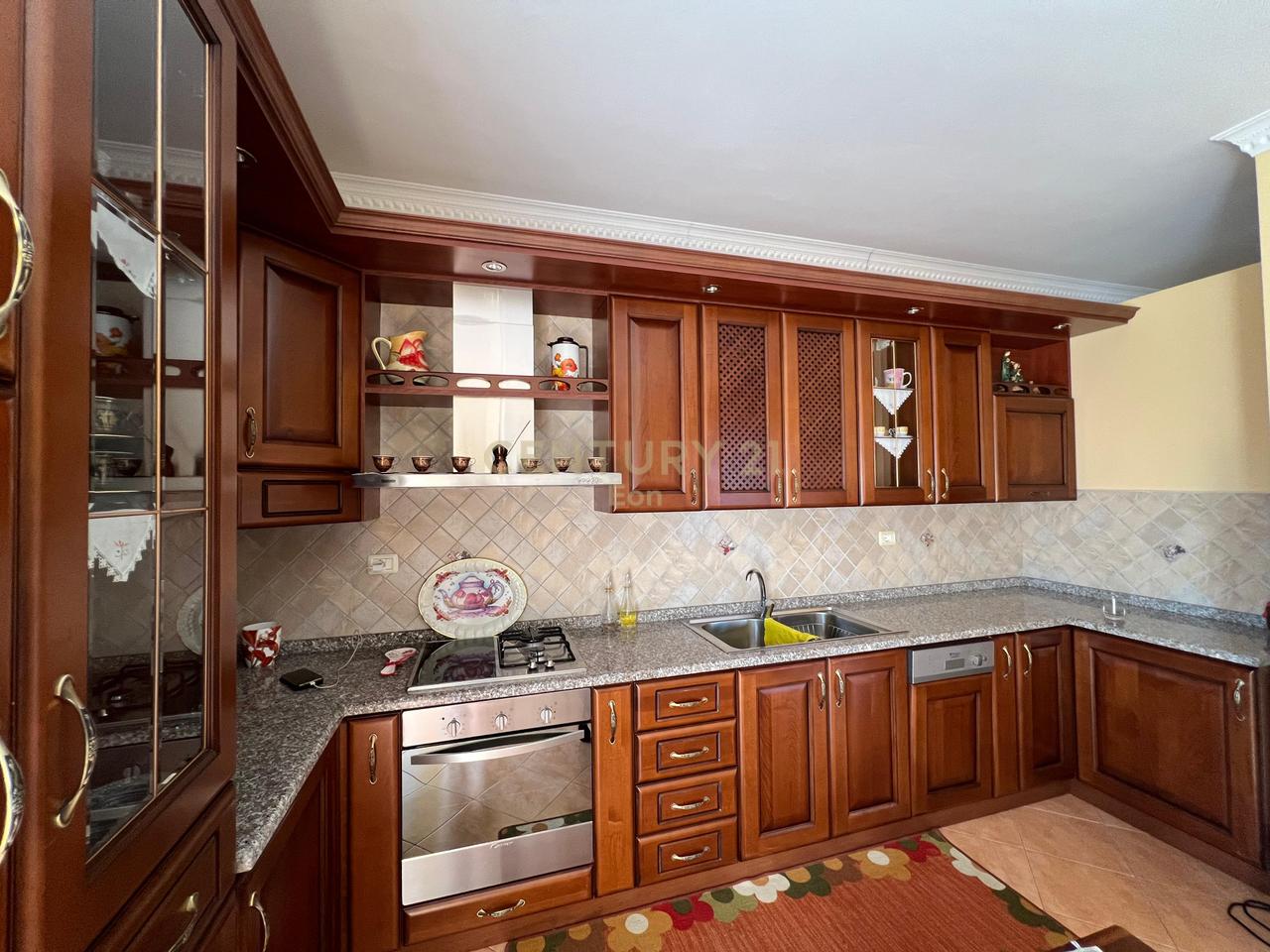 Apartament 2+1+2 me qira ne Plazh Rrota Kuqe, Durres!