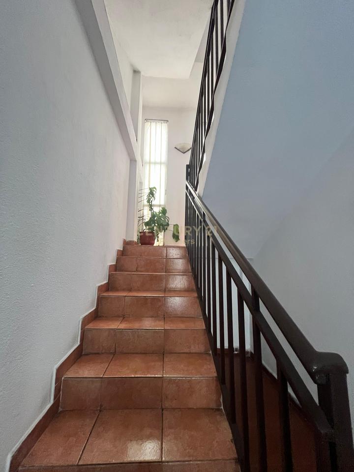 VILLA FOR SALE NEAR THE MILITARY HOSPITAL!