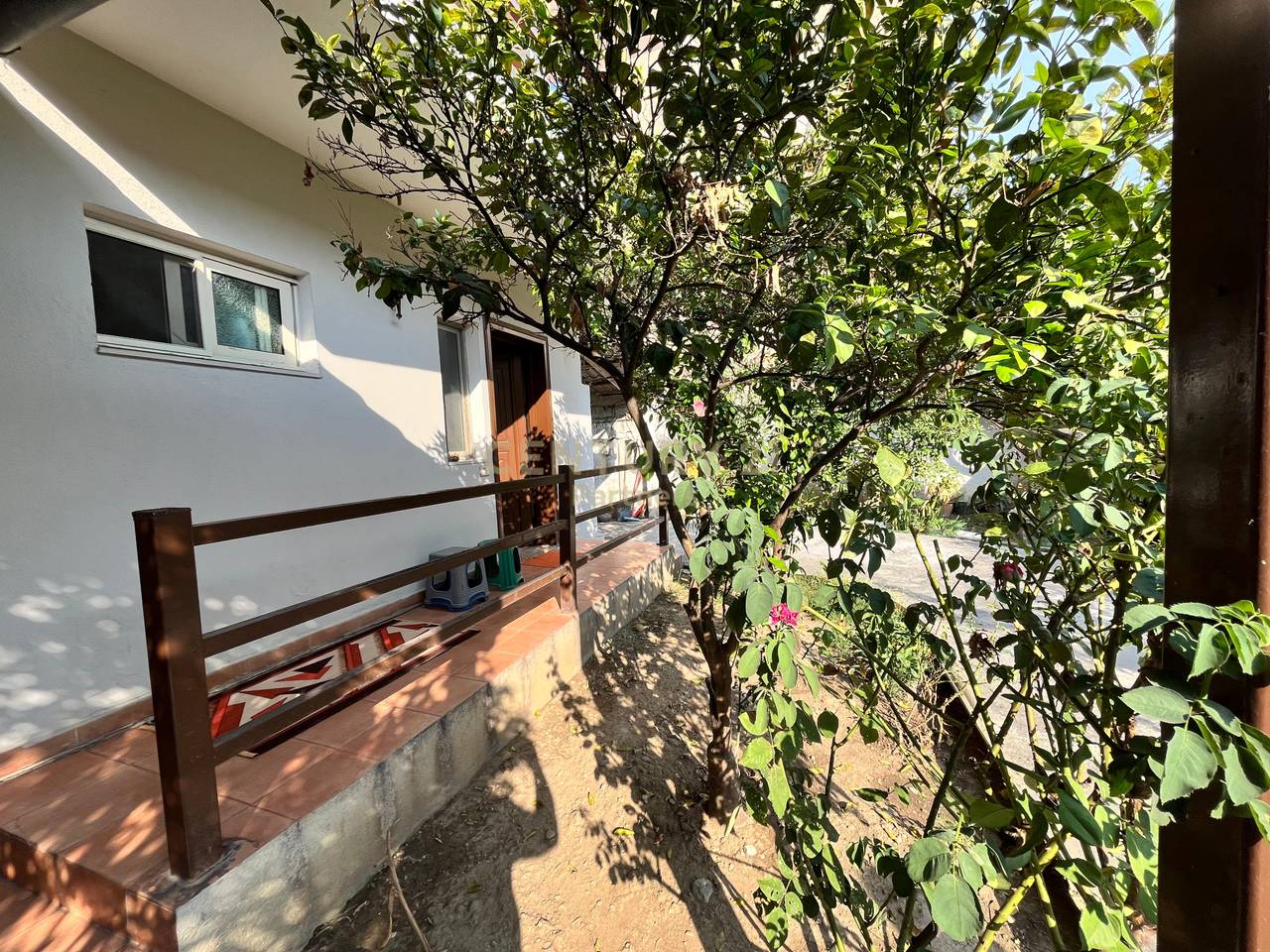 VILLA FOR SALE NEAR THE MILITARY HOSPITAL!