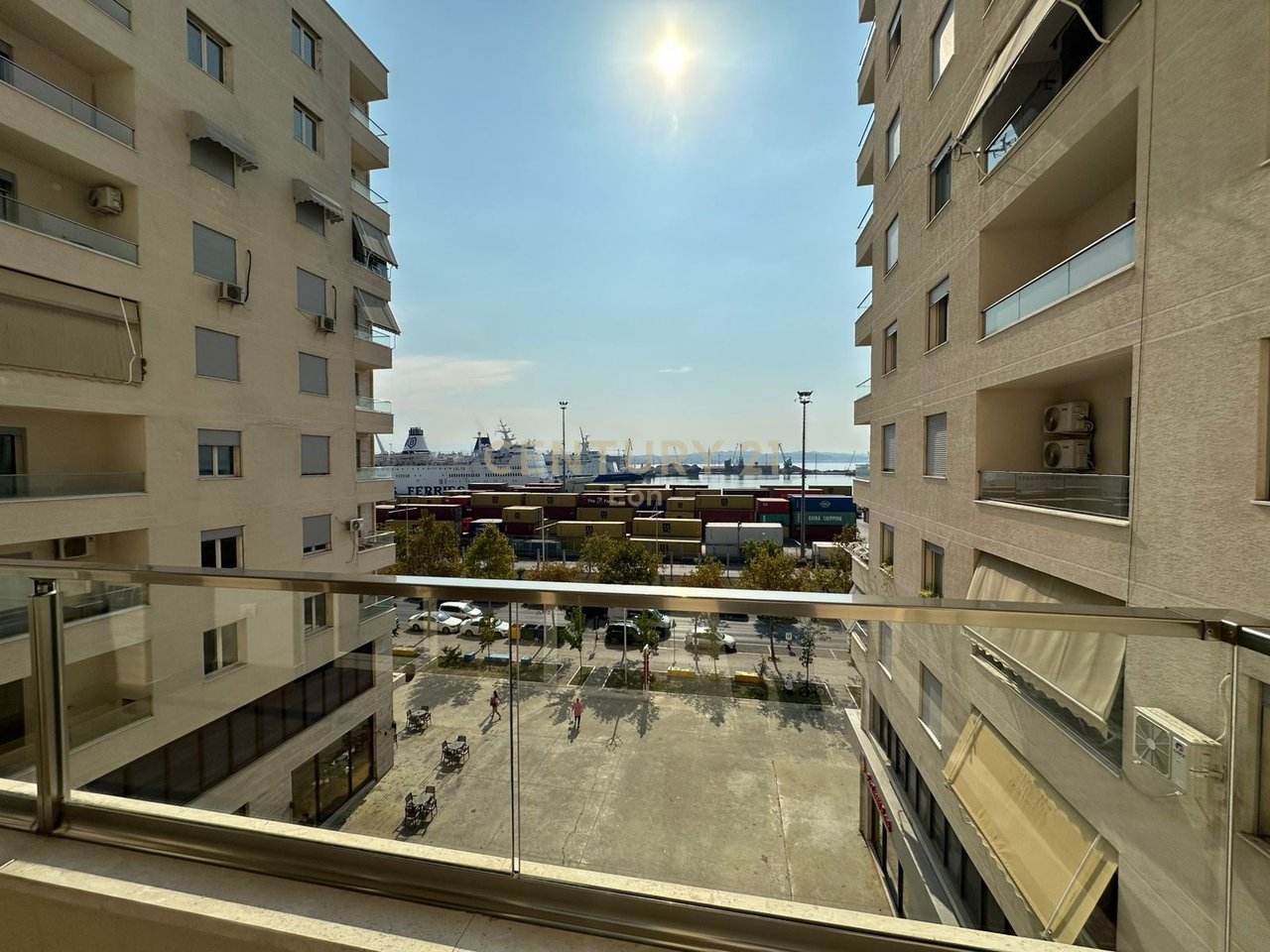 APPARTAMENTO 3+1+2 IN AFFITTO IN VIA PORTO A DURAZZO!