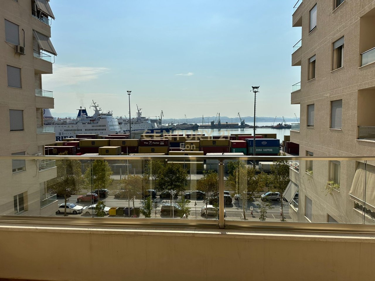 APPARTAMENTO 3+1+2 IN AFFITTO IN VIA PORTO A DURAZZO!
