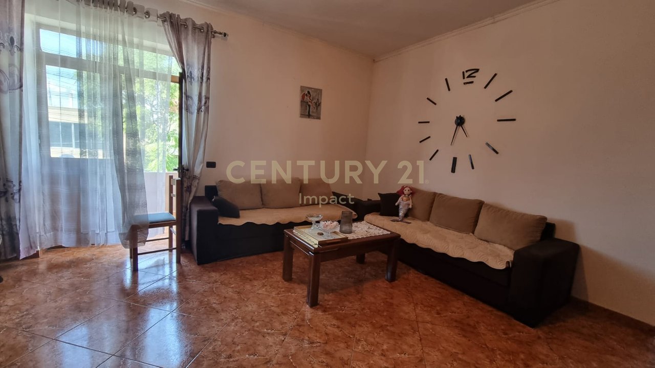 Apartament 3+1 Me Qira Tek Bulevardi i Ri Tiranë - 550€!