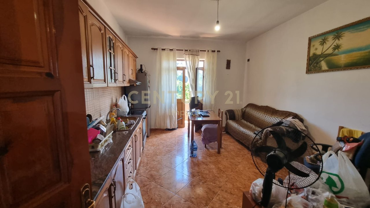 Apartament 3+1 Me Qira Tek Bulevardi i Ri Tiranë - 550€!