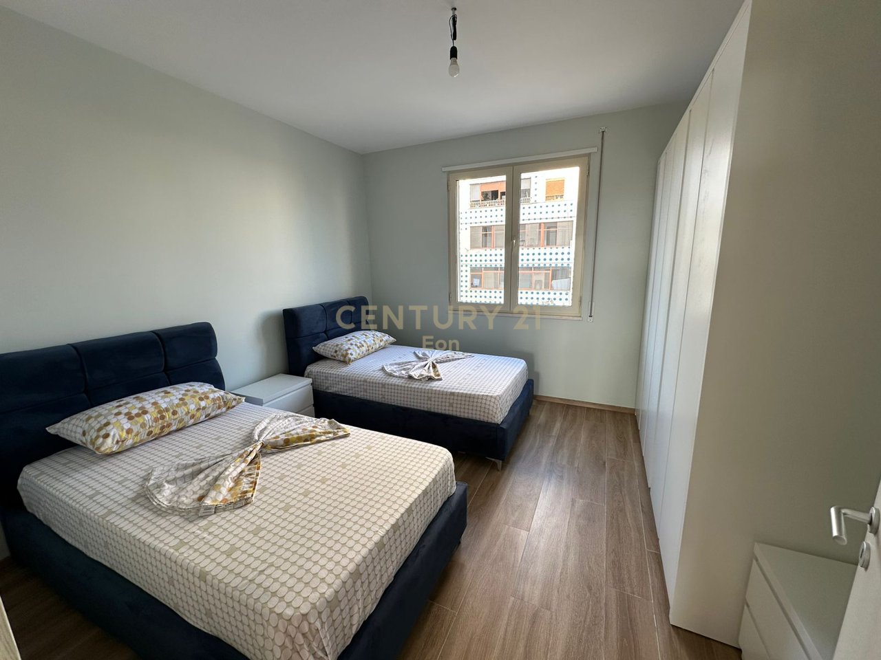 APPARTAMENTO 3+1+2 IN AFFITTO IN VIA PORTO A DURAZZO!