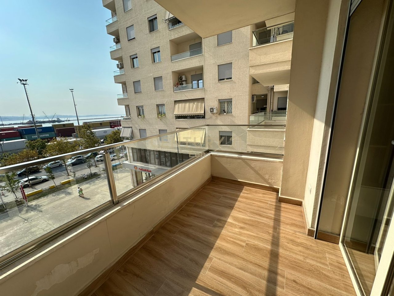 APPARTAMENTO 3+1+2 IN AFFITTO IN VIA PORTO A DURAZZO!