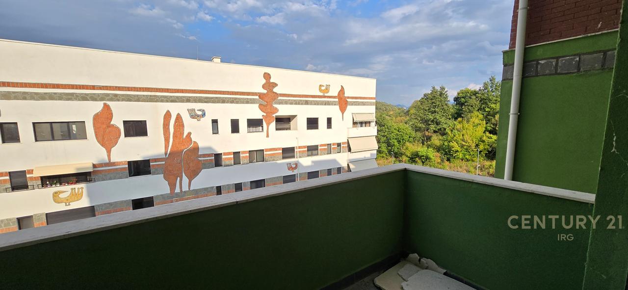 DUPLEX 3+1+3+VERANDE NE REZIDENCEN KODRA E DIELLIT!