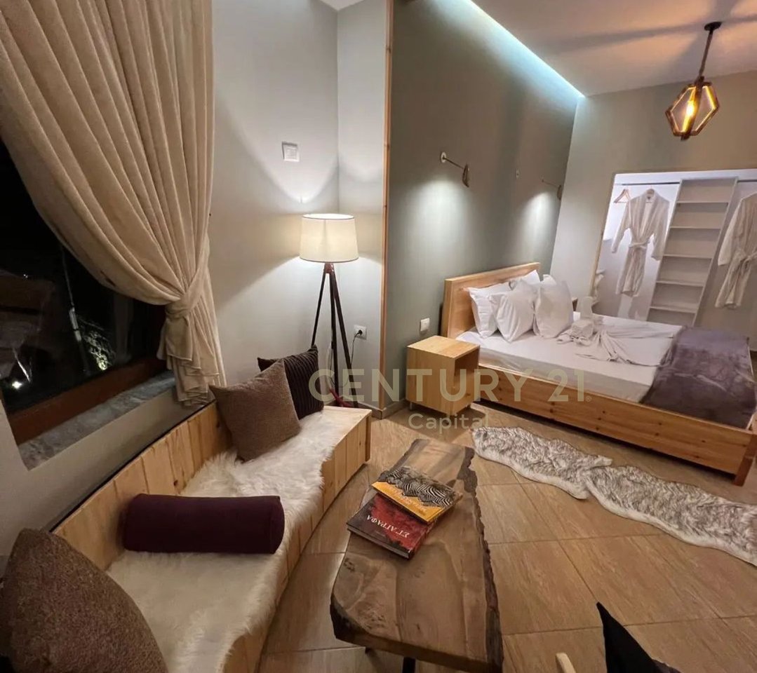 Super hotel ne shitje ne Voskopojë. Mundësi shumë e mirë investimi!