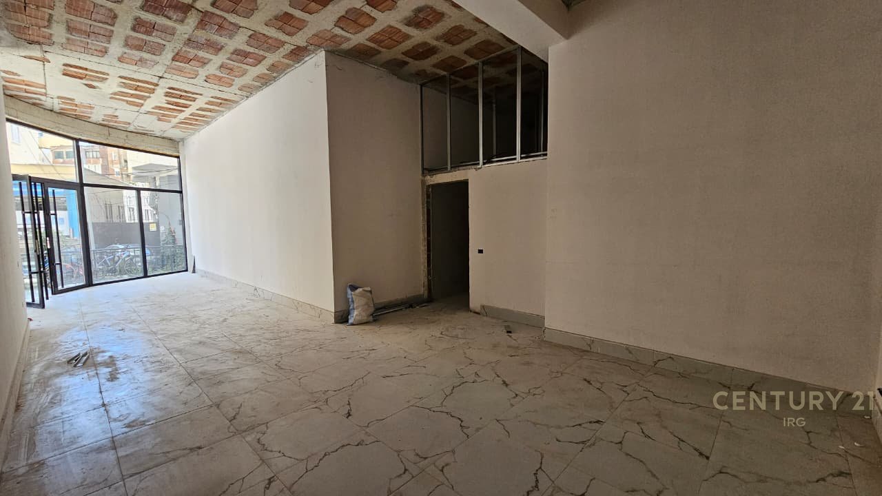 Commercial ambient in the Center!