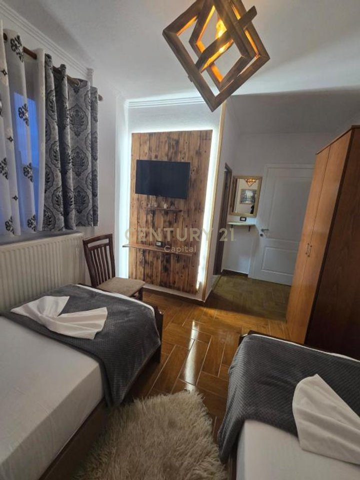 Super hotel ne shitje ne Voskopojë. Mundësi shumë e mirë investimi!