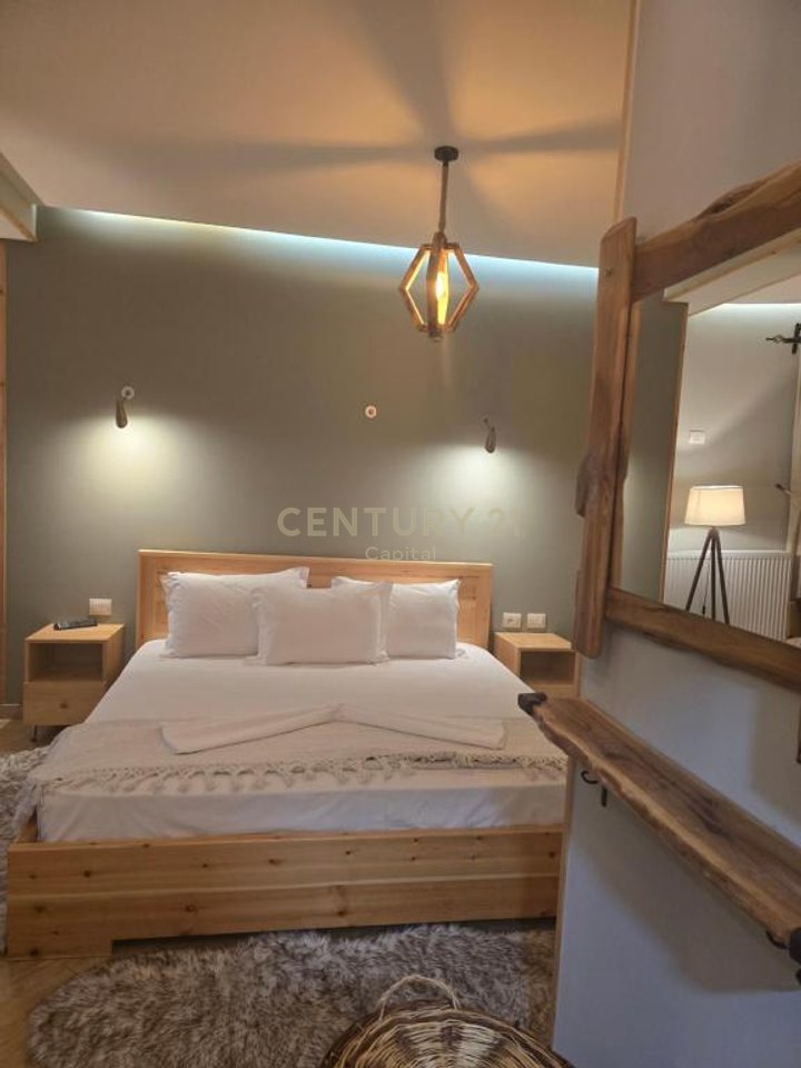 Super hotel ne shitje ne Voskopojë. Mundësi shumë e mirë investimi!