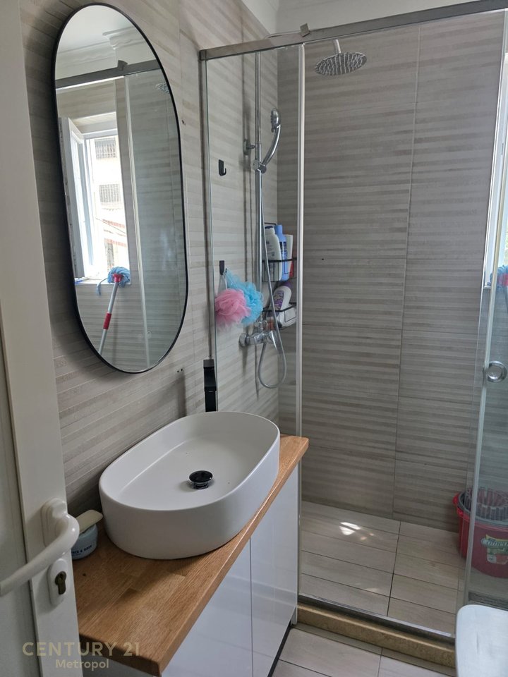 OFROJ PER QIRA APARTAMET 2+1+2 ME NJE POST PARKIMI, SELITE!