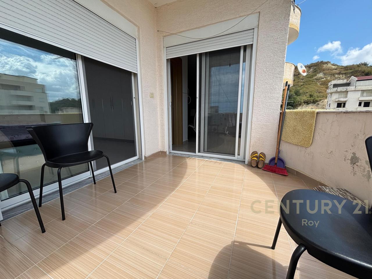 APARTAMENT PER QIRA ME PAMJE DETI NE SHKEMBIN E KAVAJES!