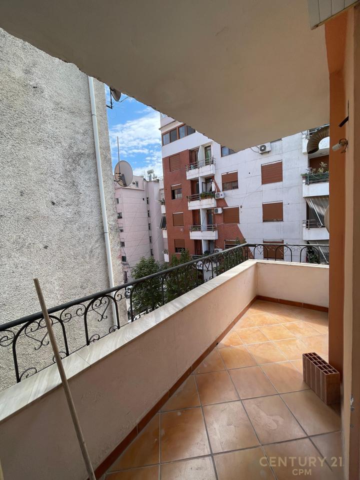 SHESIM APARTAMENT 1+1 PRANE RR.KOSOVARVE !