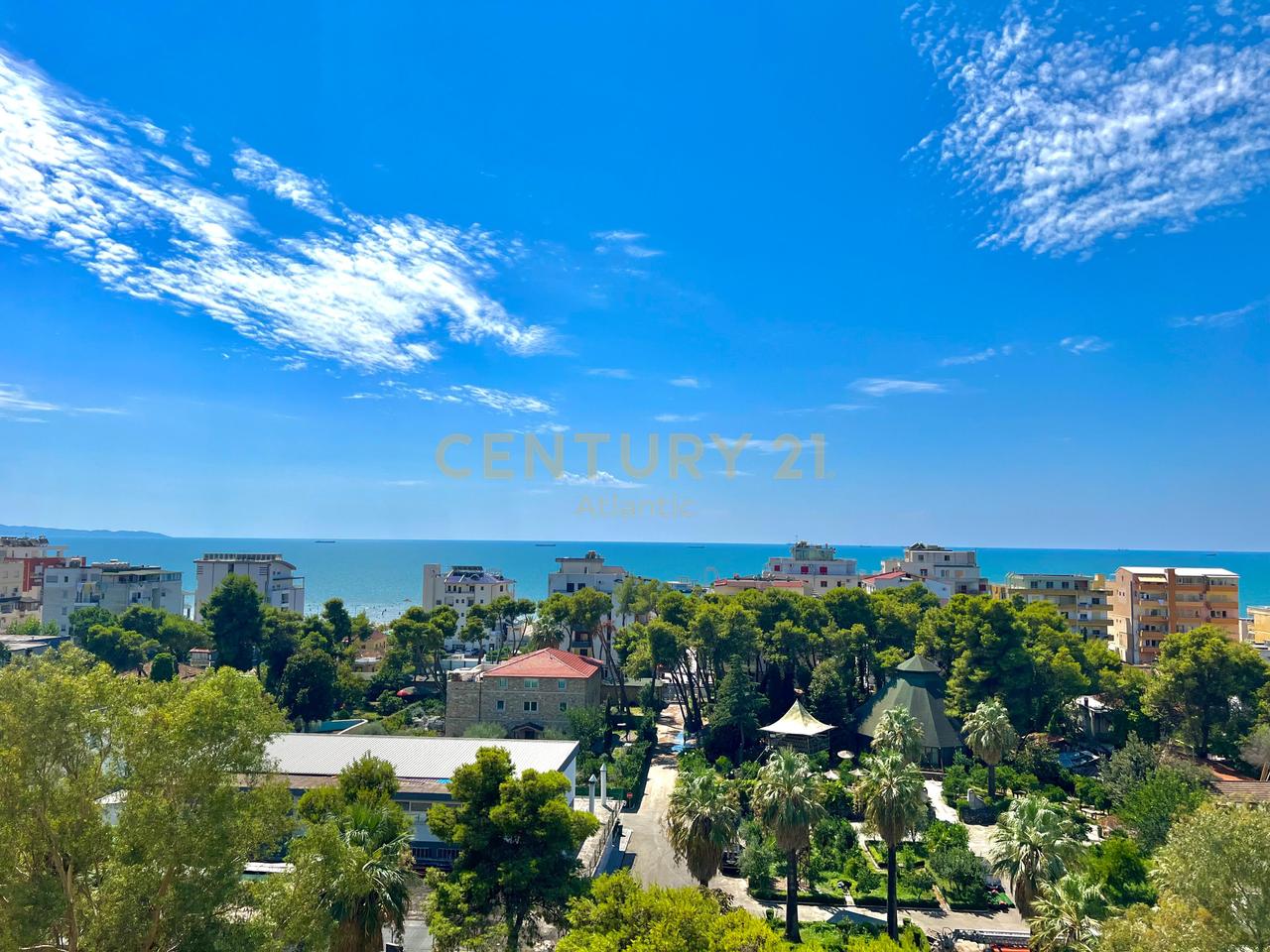APARTAMENT 2 + 1 DHE VERANDE PER QERA 205M2 NE PLAZH ILIRIA DURRES !