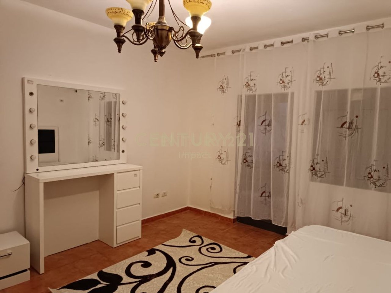 FOR RENT 4+1 APARTMENT FOR LIVING, IN KINOSTUDIO!
